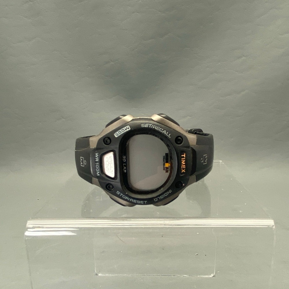 Timex Ironman WR100M Black Unisex 30 Laps Water-Resistant Wristwatch Untested - Picture 4 of 9
